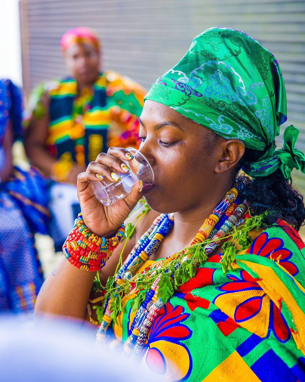 Welcome libation, a formal welcome by an elder