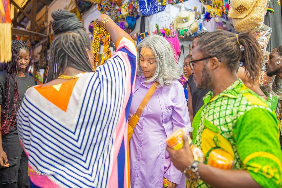 Choosing cloth in the market