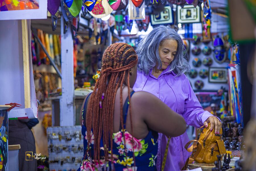 The market stall, mid negotiation